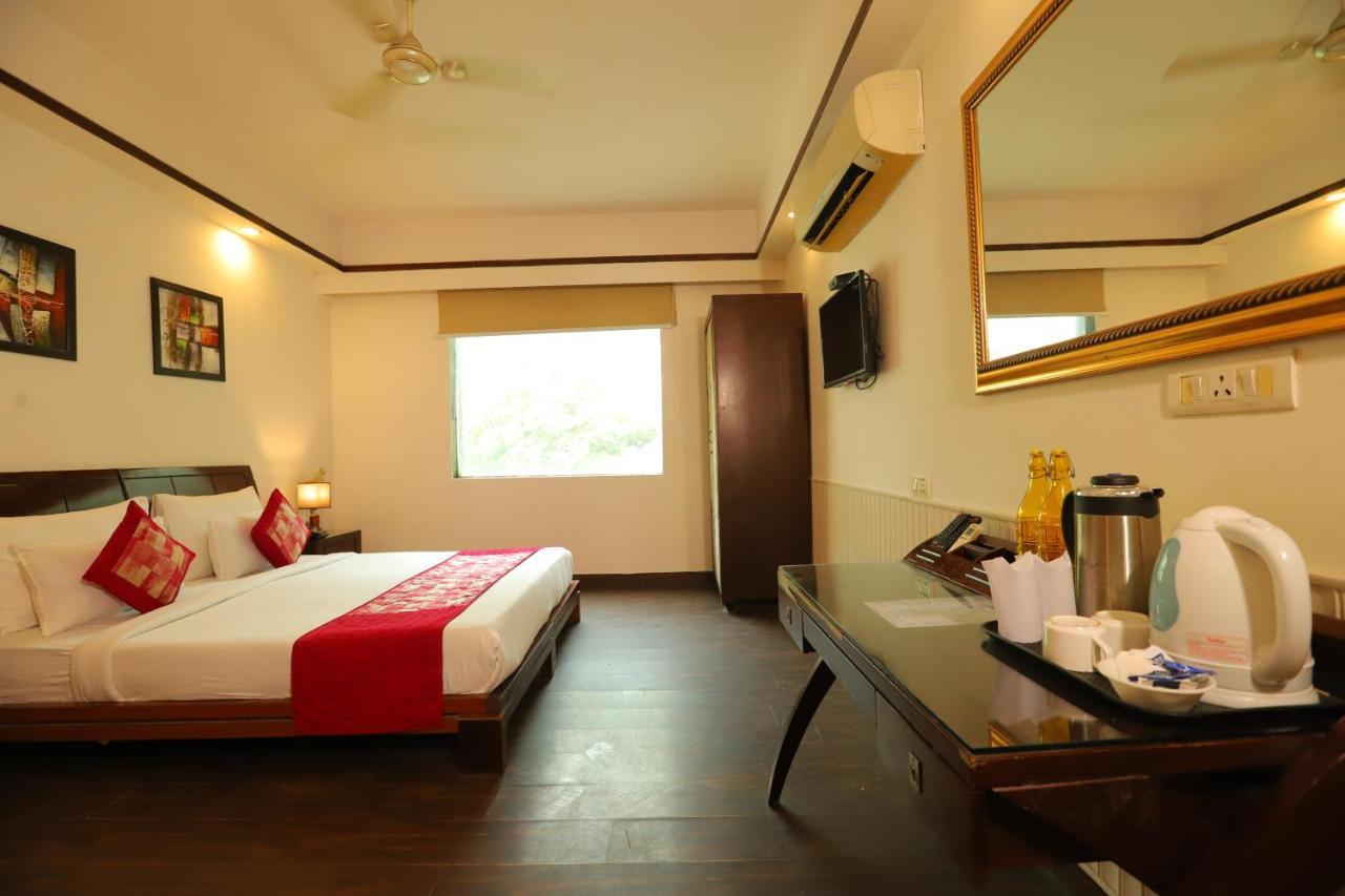 The Picasso Residency - Naraina New Delhi Hotel Luaran gambar