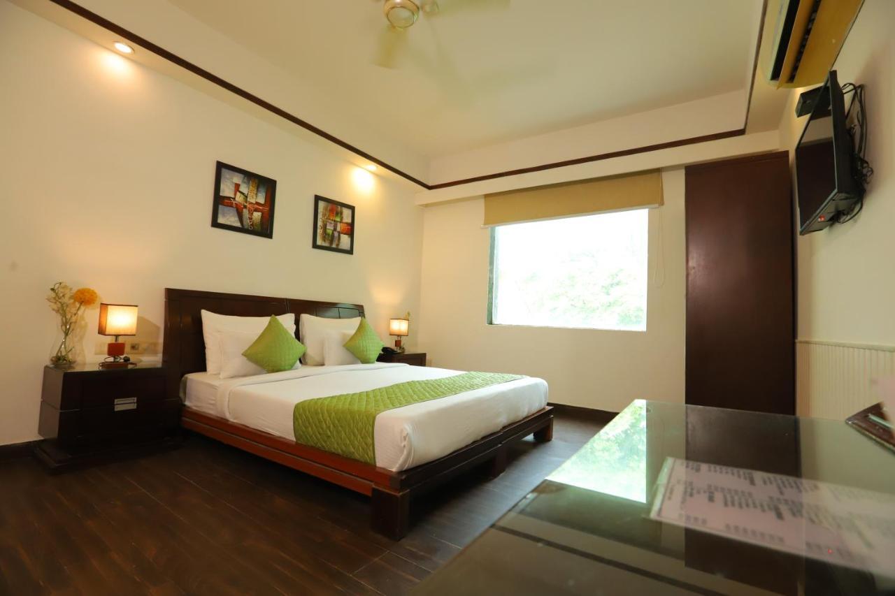 The Picasso Residency - Naraina New Delhi Hotel Luaran gambar