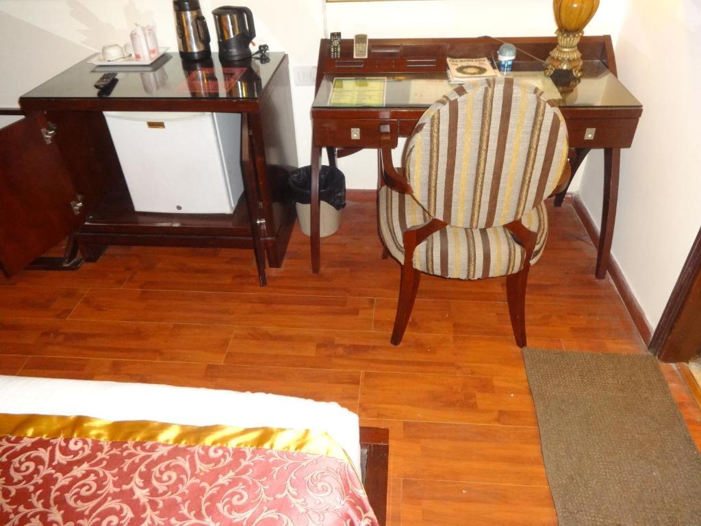 The Picasso Residency - Naraina New Delhi Hotel Luaran gambar