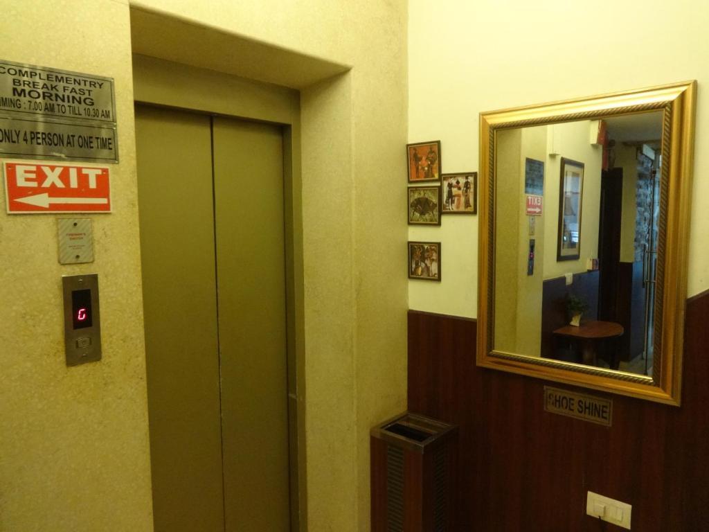 The Picasso Residency - Naraina New Delhi Hotel Luaran gambar